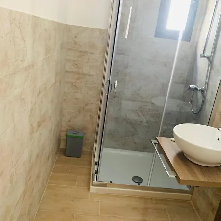 Vendégház Fly House *